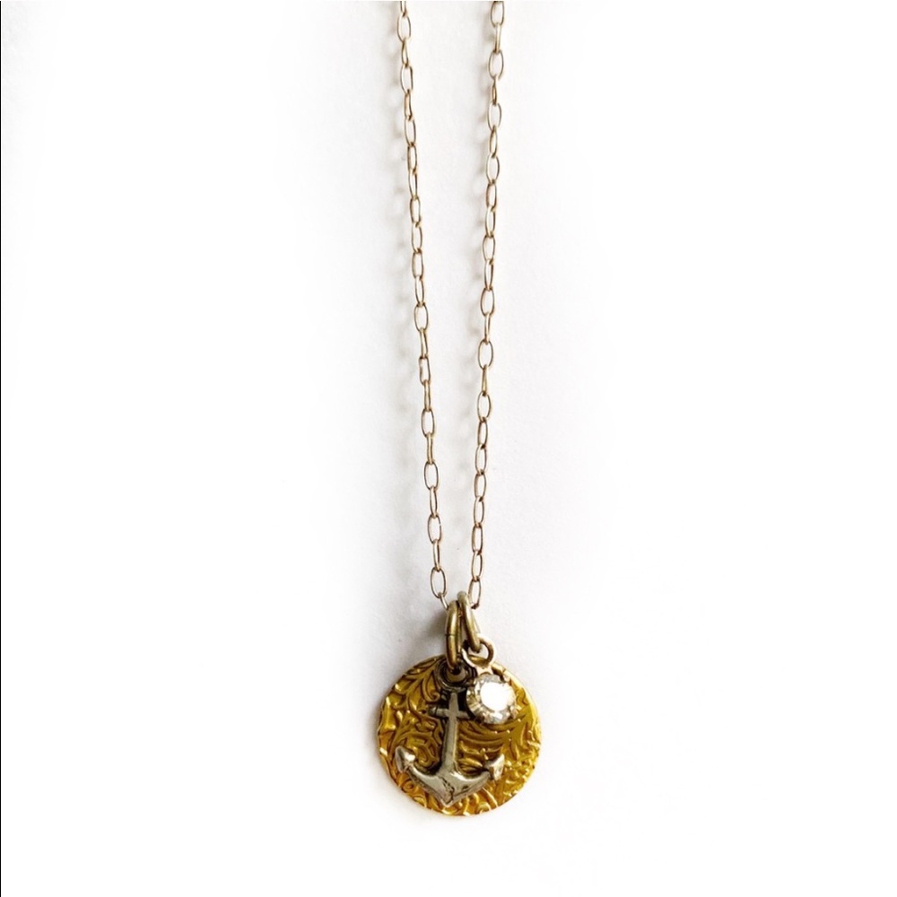 Clara Beau petite anchor necklace